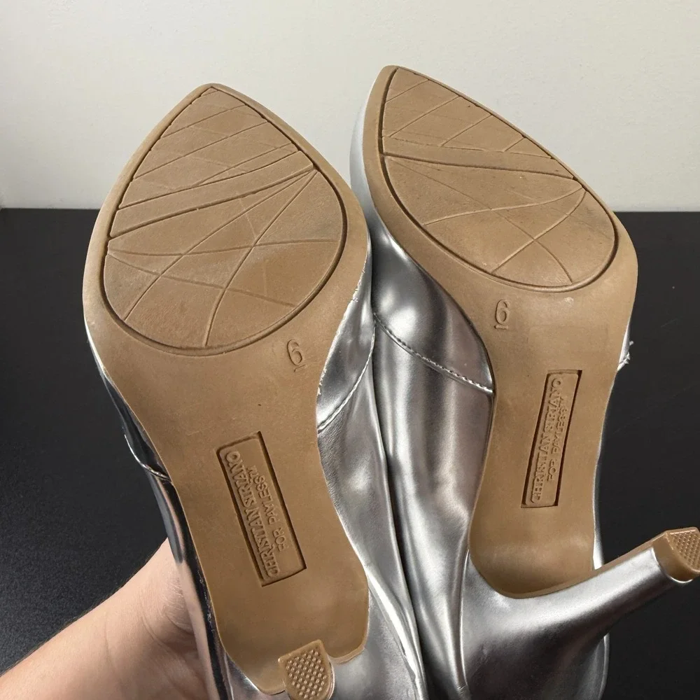 Christian Siriano shows slight